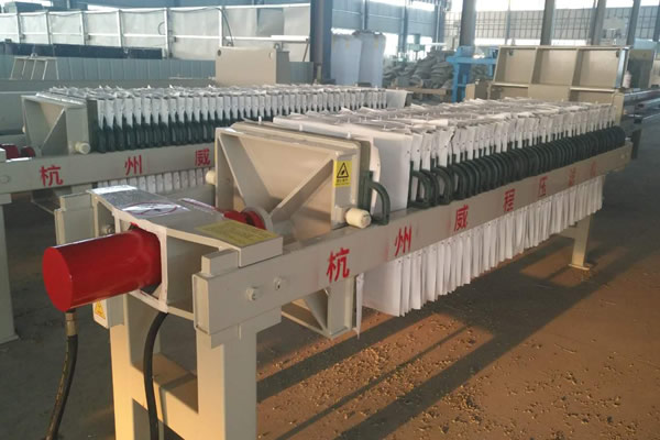 隔膜壓濾機(jī)原理特點(diǎn) 在操作過程中注意問題有哪些？
